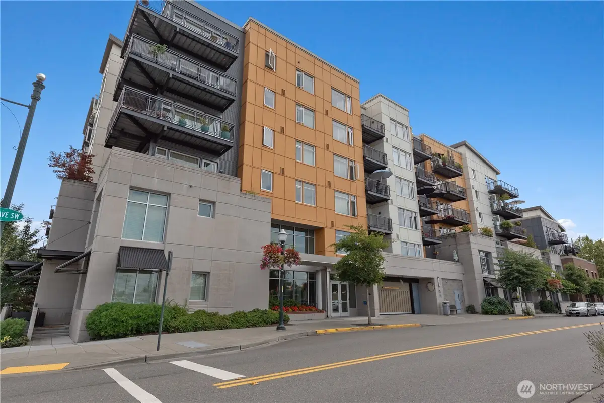 15100 6th Avenue Sw #325, Burien, WA 98166 - Image #1