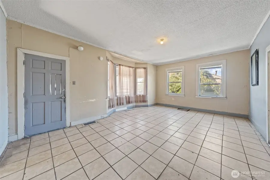 5360 S Wallace Street #A, Seattle, WA 98178 - Image #3