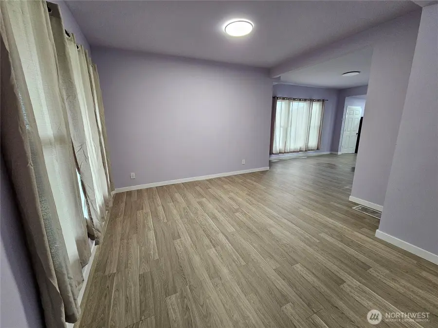 719 S Sprague Avenue, Tacoma, WA 98405 - Image #3