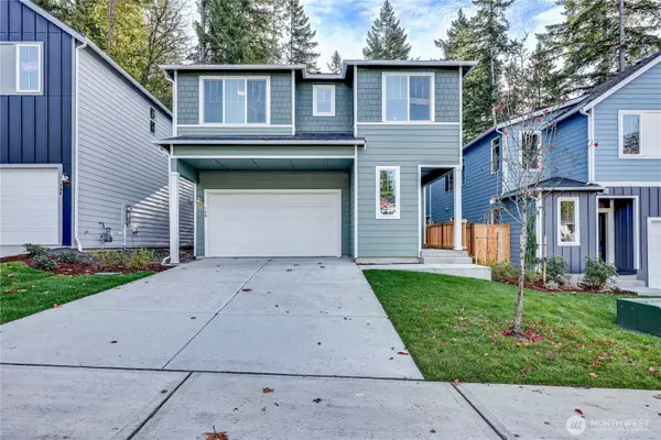 168 NE Shadowhawk Lane, Bremerton, WA 98311