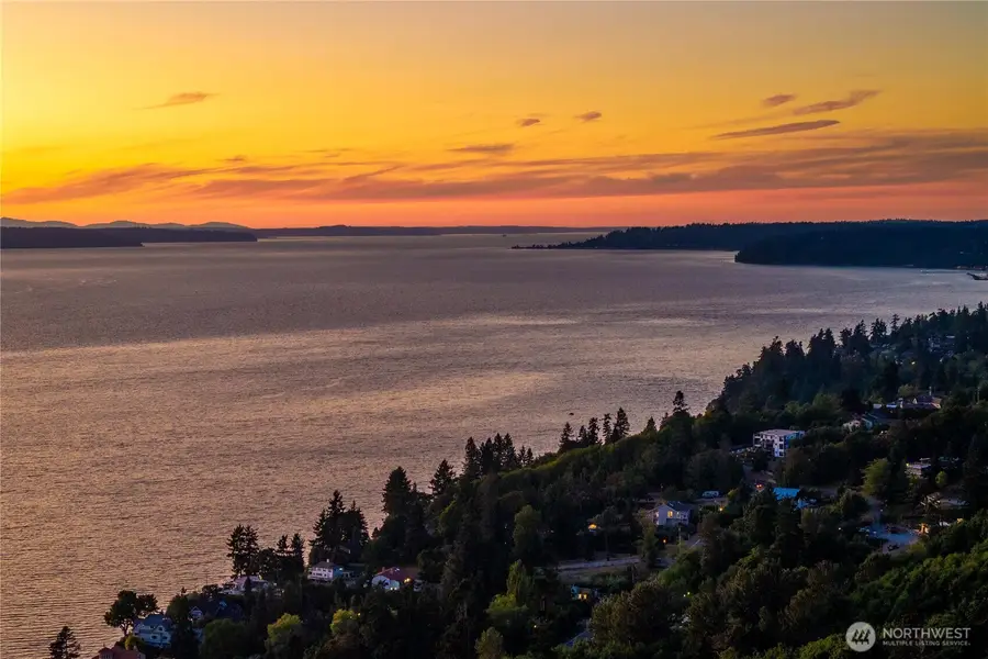 28601 13th Avenue S, Federal Way, WA 98003 - Image #2