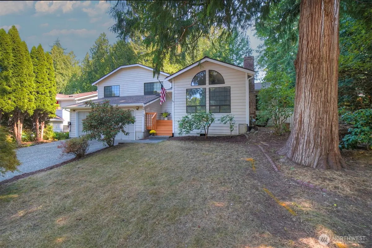 9406 Saint Johns Place Ne, Bremerton, WA 98311 - Image #1