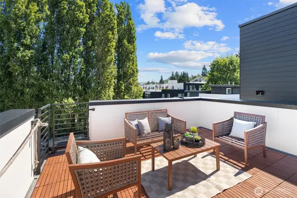 3116 Queen Anne Avenue N, Seattle, WA 98119