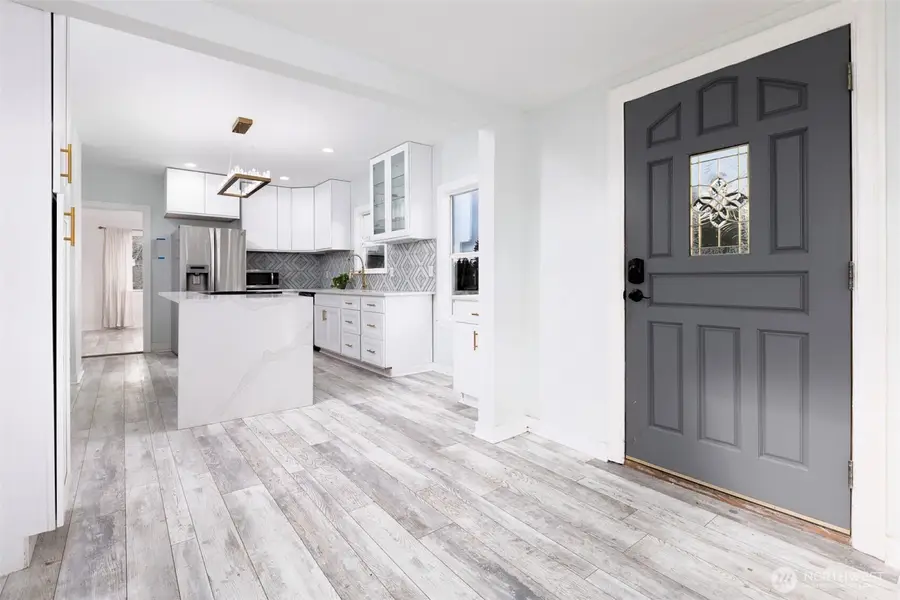 24507 Meridian Avenue E, Graham, WA 98338 - Image #3