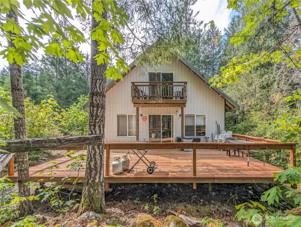 103 Butter Creek Lane, Packwood, WA 98361