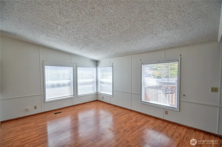 20102 Rainy Lane Sw, Rochester, WA 98579 - Image #2