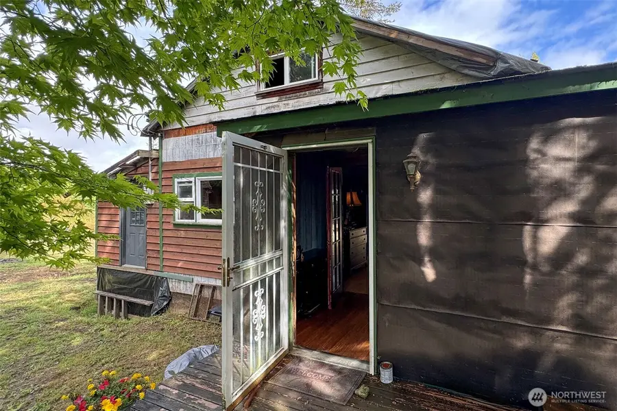 3951 S Tyler Road, Port Angeles, WA 98363 - Image #2