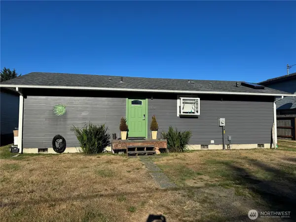 333 Canal Drive Ne, Ocean Shores, WA 98569