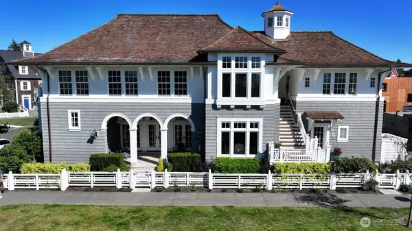 7 E Myrtle Lane, Pacific Beach, WA 98571