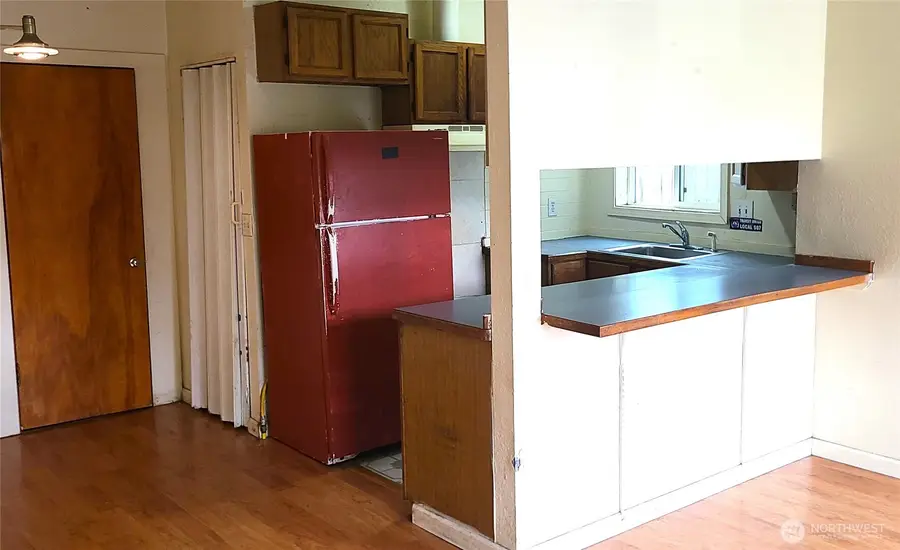 529 N 103rd Street, Seattle, WA 98133 - Image #3