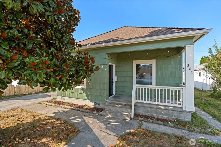 303 W Magnolia Street, Centralia, WA 98531 - Image #2