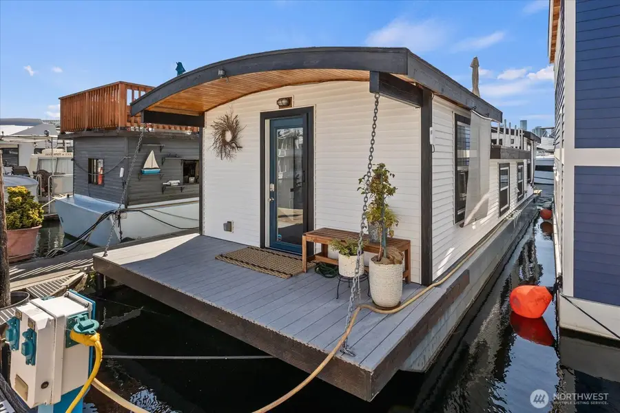 1900 Westlake Avenue N #B11, Seattle, WA 98109 - Image #2