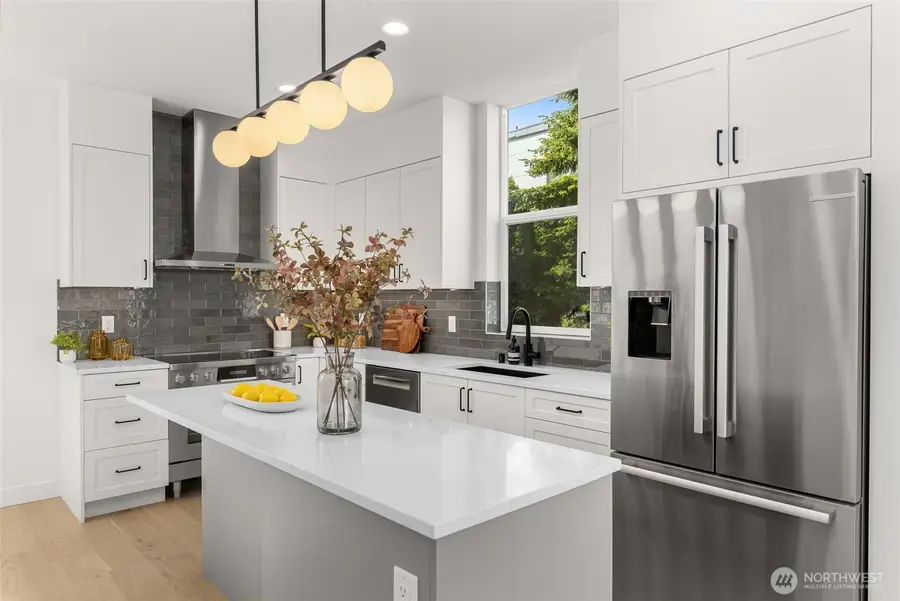 1627 21st Avenue, Seattle, WA 98122 - Image #2