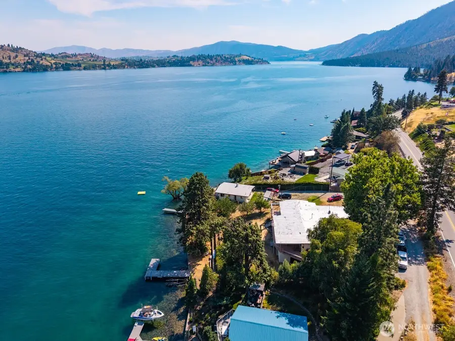 15082 South Lakeshore Road, Chelan, WA 98816 - Image #2