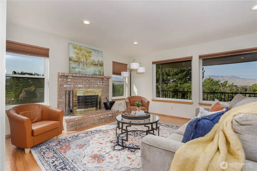 209 27th Street Ne, East Wenatchee, WA 98802 - Image #3