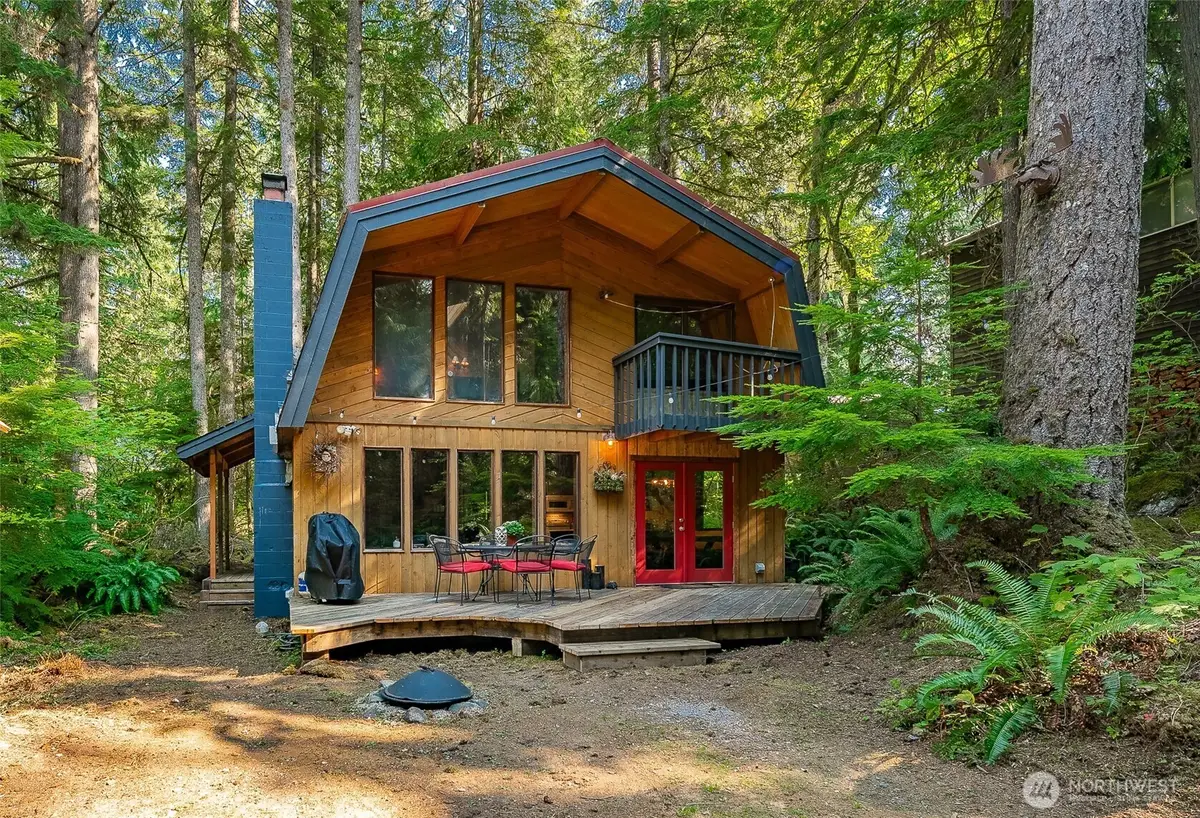 7082 Olympus Way, Glacier, WA 98244 - Image #1