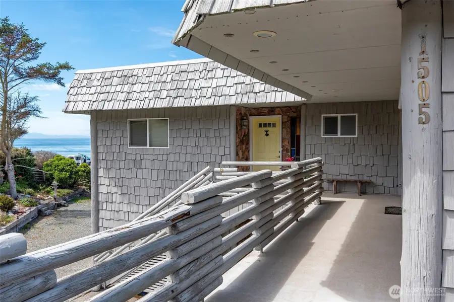 1505 West Beach Road, Oak Harbor, WA 98277 - Image #3