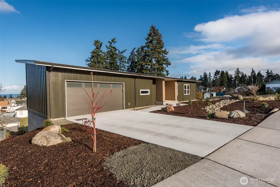 1317 E Fifth Street #A&B, Port Angeles, WA 98362 - Image #3