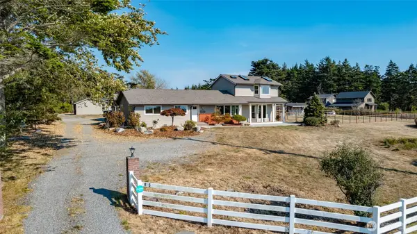 815 Engle Road, Coupeville, WA 98239