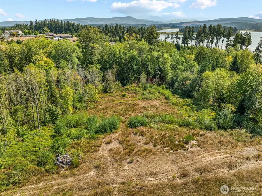 448 Silver Shores Dr, Silverlake, WA 98645 - Image #3