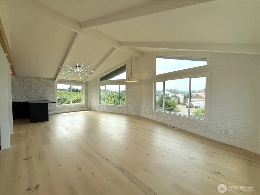 506 Sand Dune Avenue Sw, Ocean Shores, WA 98569 - Image #3