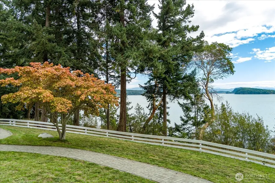 4486 Villarreal Lane, Oak Harbor, WA 98277 - Image #2