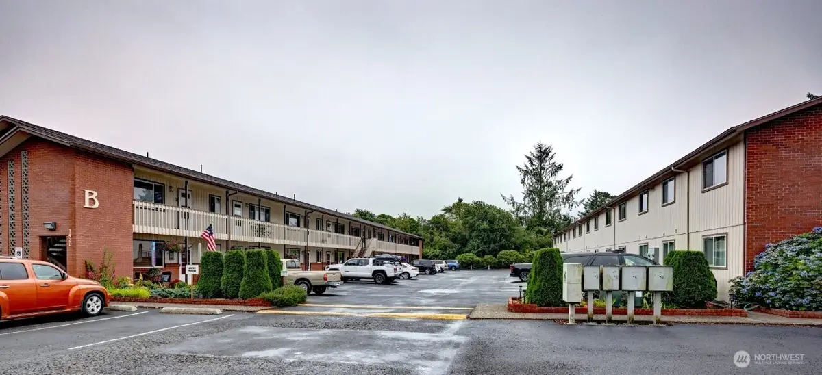 1420 48th Street #B8, Seaview, WA 98631 - Image #1