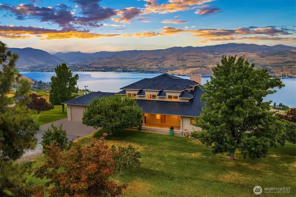 450 Hawks Meadow Road, Chelan, WA 98816