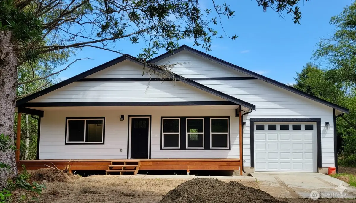 219 S Oar Loop Sw, Ocean Shores, WA 98569 - Image #1