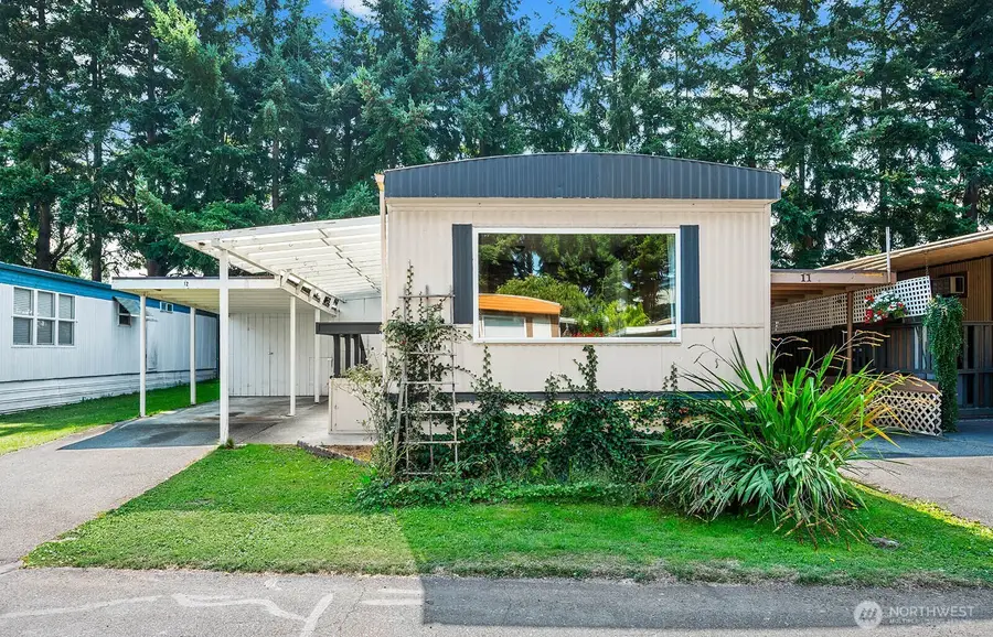 2210 Old Highway 99 S #12, Mount Vernon, WA 98274 - Image #2