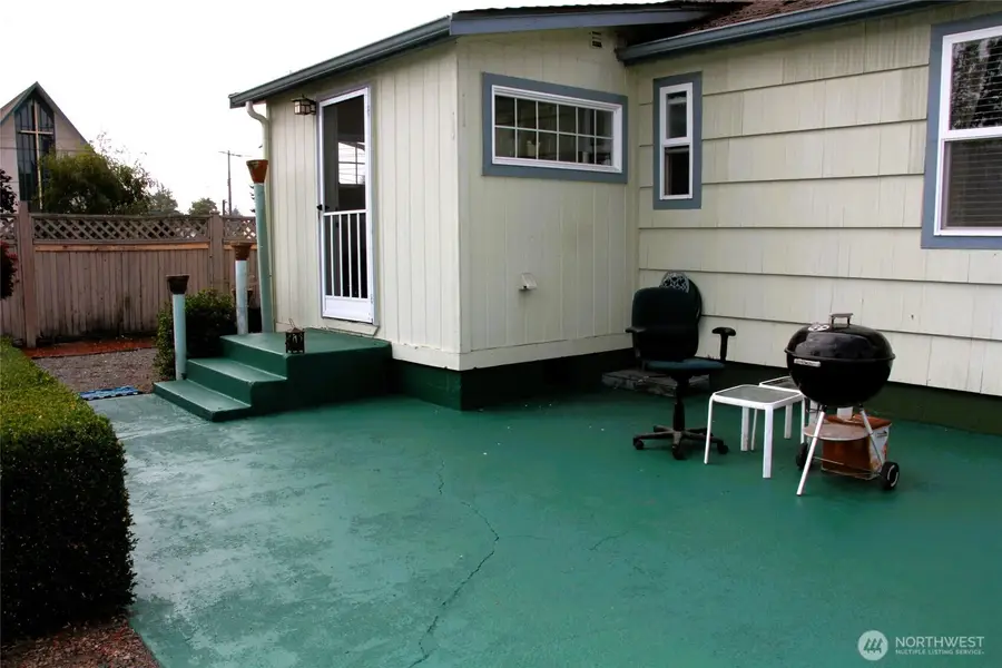 6439 S Clement Avenue, Tacoma, WA 98409 - Image #2