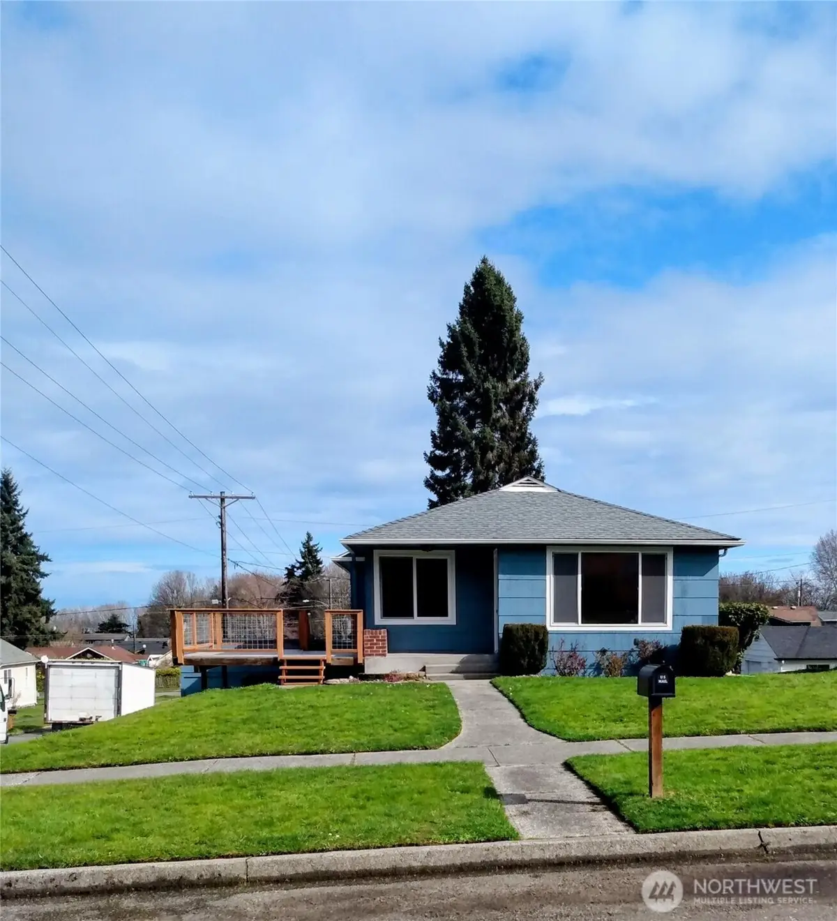 703 E 10th Street, Port Angeles, WA 98362 - Image #1