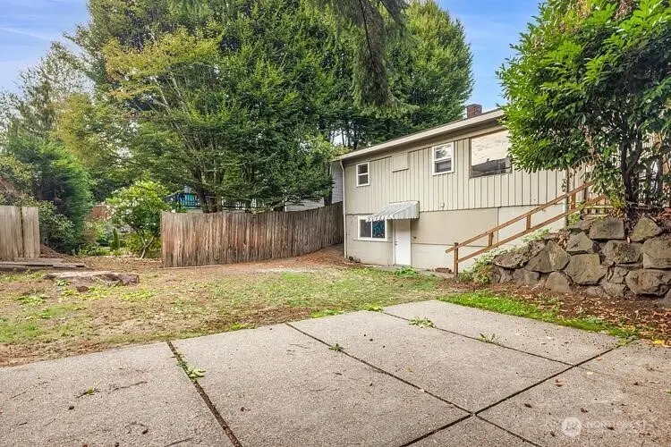 8555 S 120th Street, Seattle, WA 98178 - Image #3