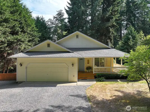 3198 Eaglecrest Lane, Clinton, WA 98236