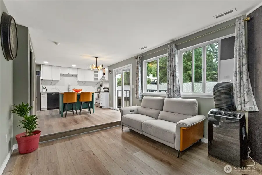 12716 NE 120th Street #H-7, Kirkland, WA 98034 - Image #2