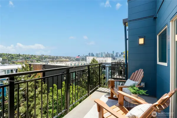 701 Galer Street #808, Seattle, WA 98109