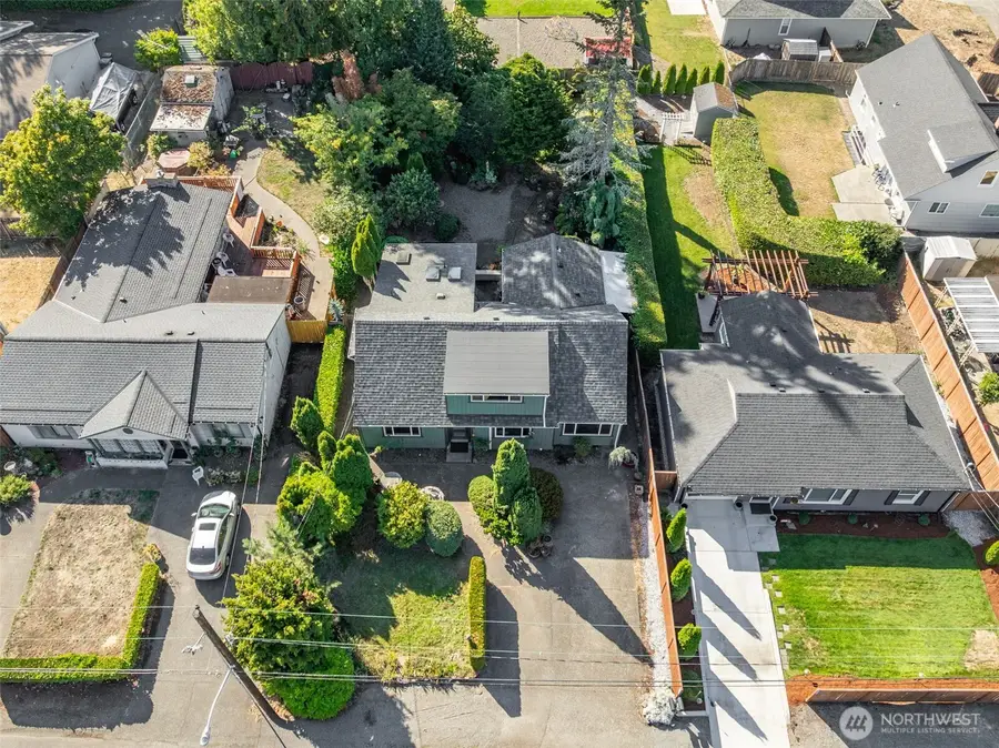 9612 Oak Lane Sw, Lakewood, WA 98499 - Image #2