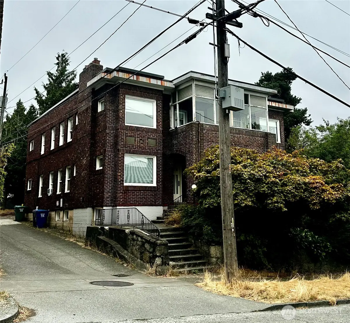 914 N 40th Street, Seattle, WA 98103 - Image #1