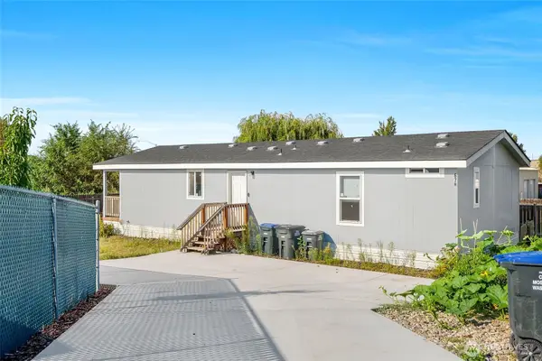 900 N Grape Drive #67-B, Moses Lake, WA 98837