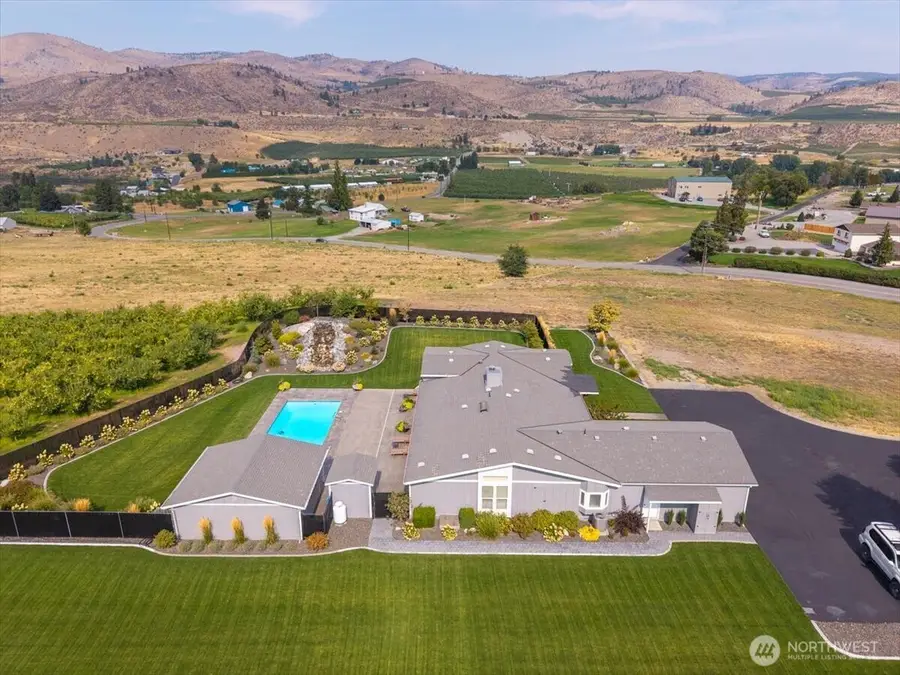 1315 Green Avenue, Manson, WA 98831 - Image #2