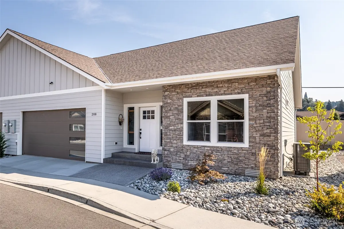208 Solomon Loop Nw, East Wenatchee, WA 98802 - Image #1