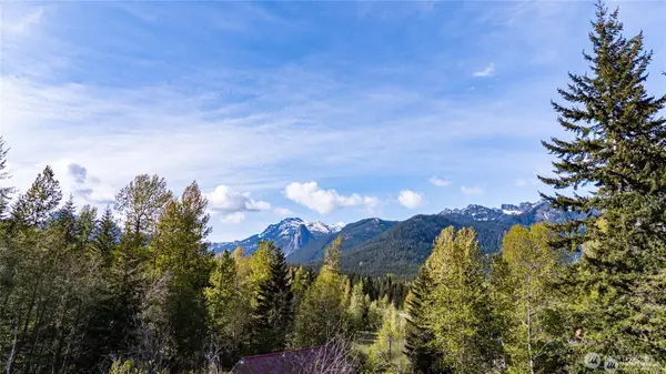 50 Rampart Drive, Snoqualmie Pass, WA 98068