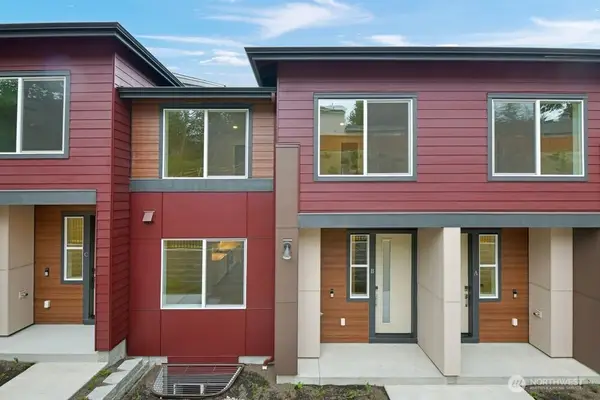 13216 NE 127th Court #B, Kirkland, WA 98034