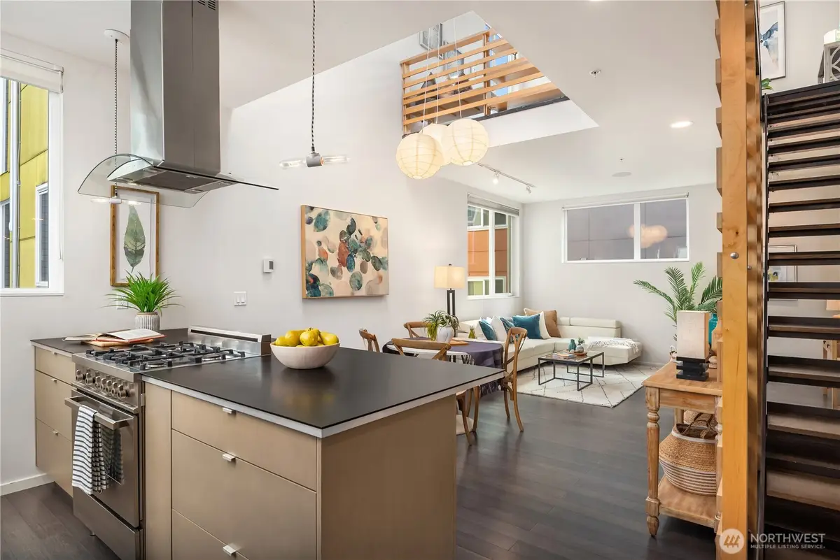 1623 14th Avenue #E, Seattle, WA 98122 - Image #1