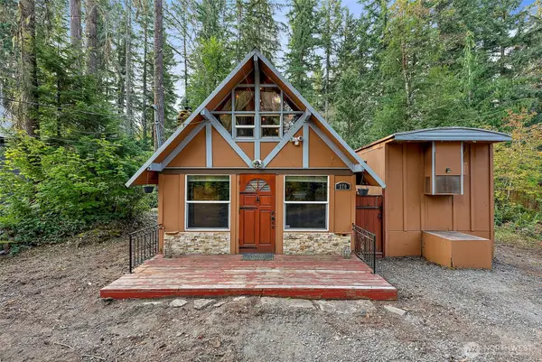 270 Skate Creek Road N, Ashford, WA 98304