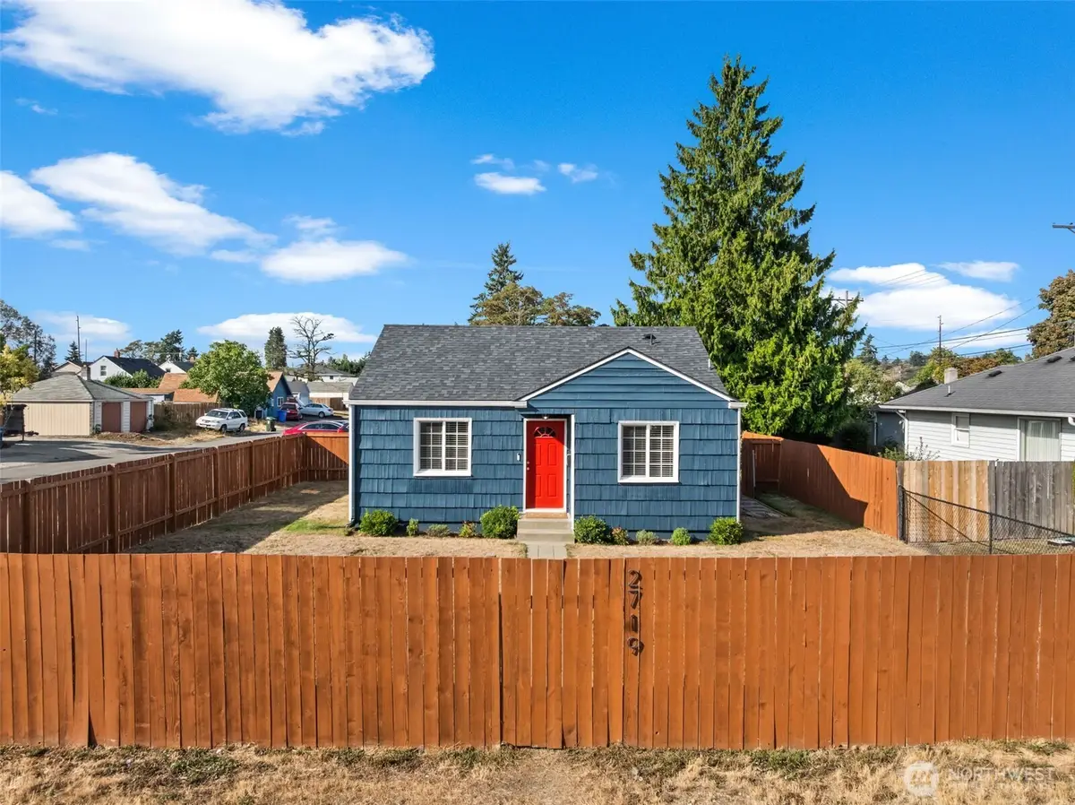 2719 S 70th Street, Tacoma, WA 98409 - Image #1