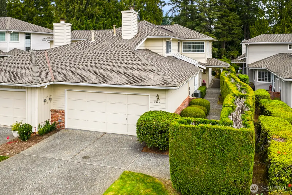 2015 Mill Pointe Drive Se, Mill Creek, WA 98012 - Image #1