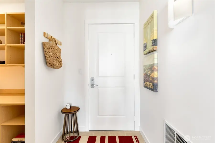 2607 Western Avenue #1108, Seattle, WA 98121 - Image #3