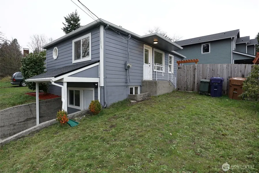 1523 S Mason Avenue, Tacoma, WA 98405 - Image #2