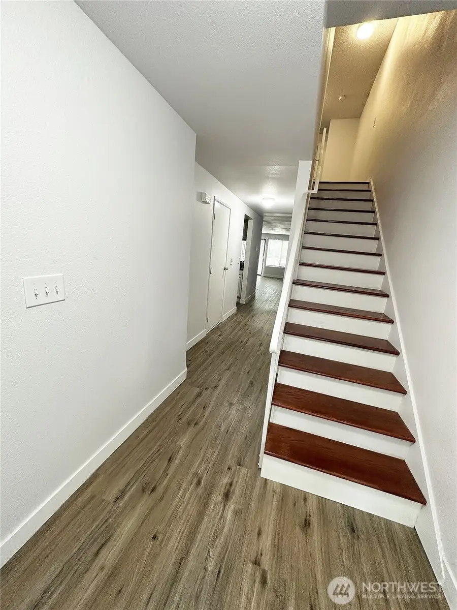 25051 144th Pl Se Kent Wa 98042, Kent, WA 98042 - Image #2